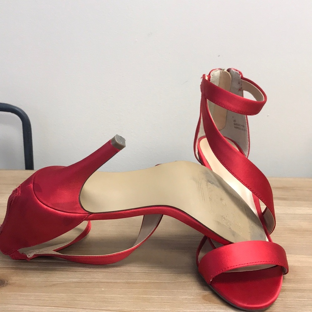 Expression Red Sandals - Picture 6 of 6